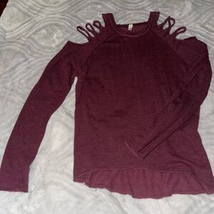 Women's Burgundy Cold Shoulder Top